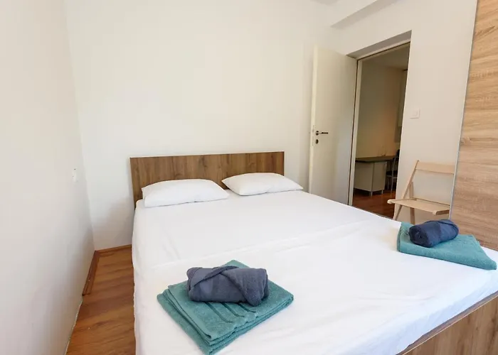 Peninsula Apartmán