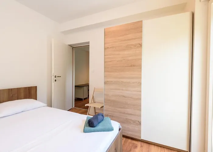 Peninsula Apartmán *