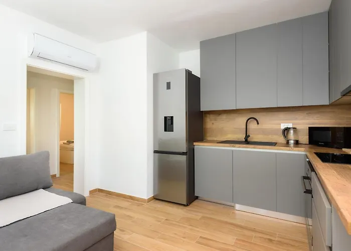 Peninsula Apartmán *